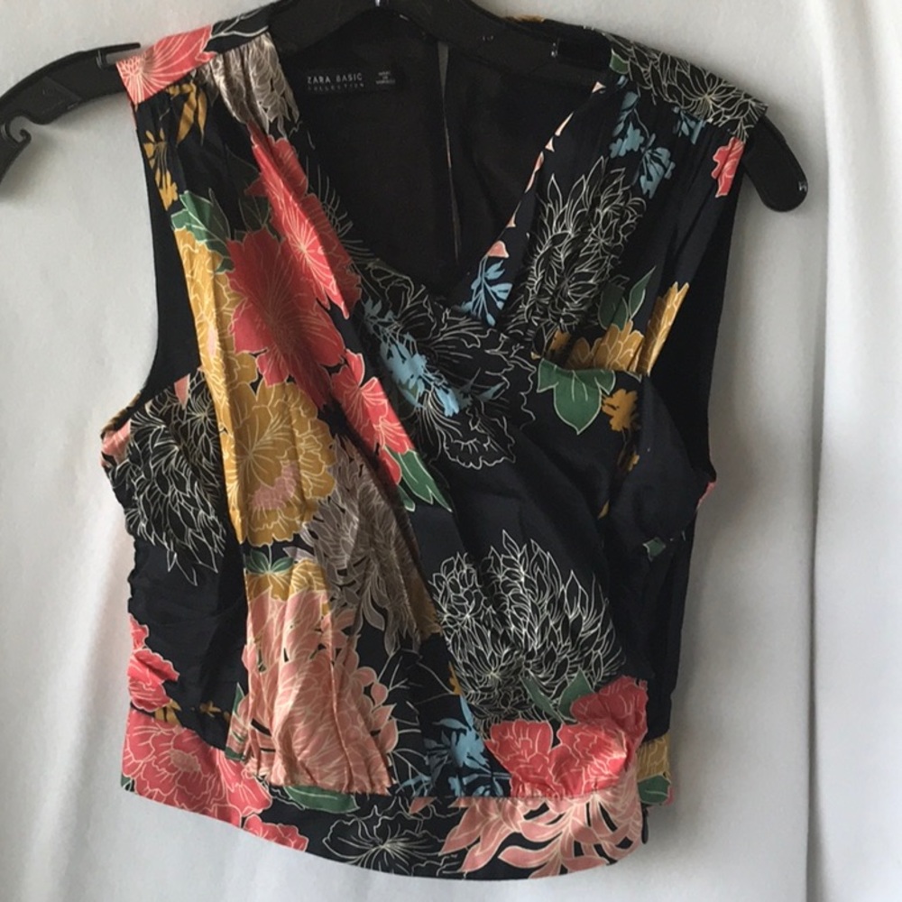 Nfs **Zara Basic Floral Top - image 1